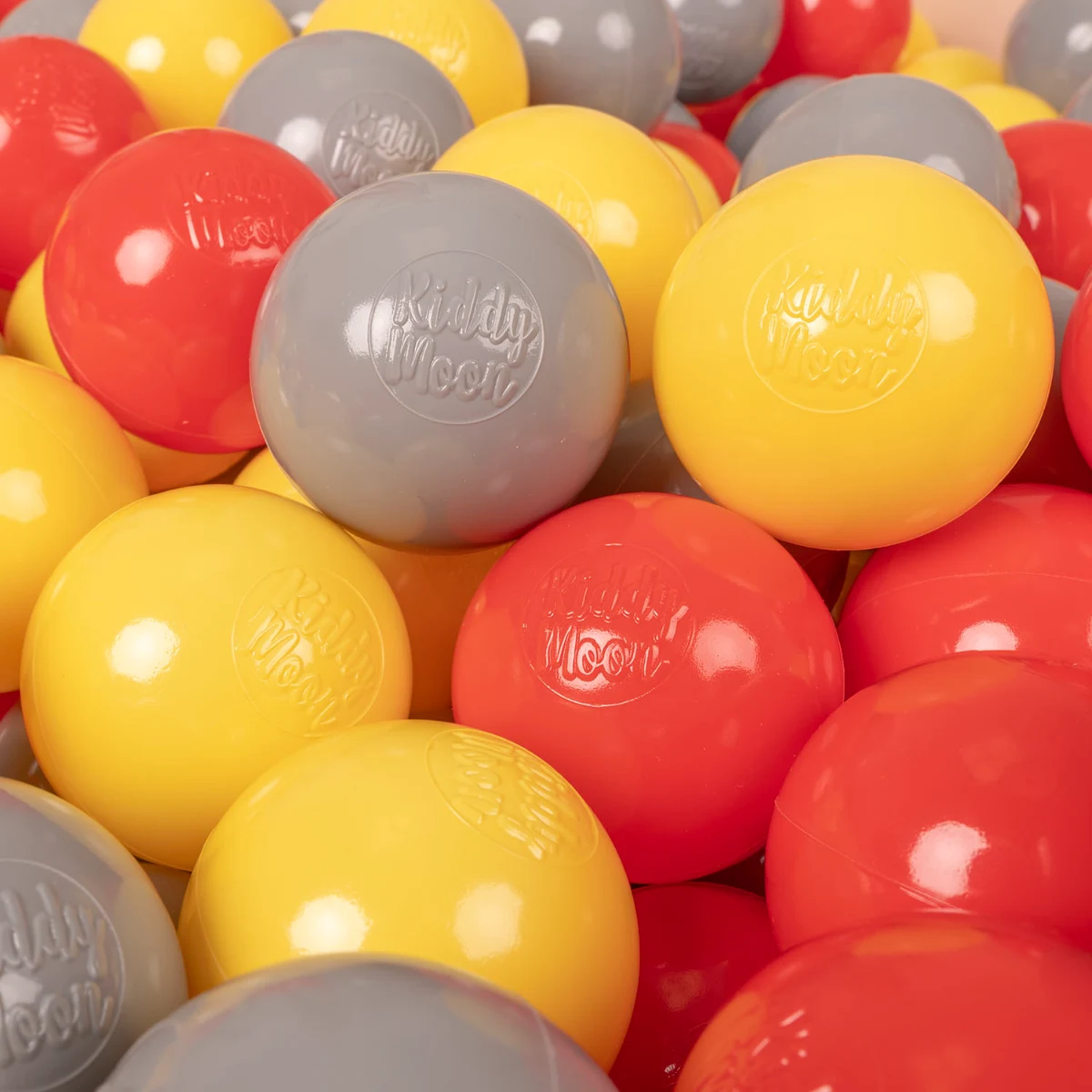 Balles de jeu KiddyMoon 6 cm en gris, jaune et rouge