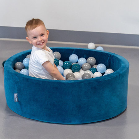 KiddyMoon Balles Colorées Plastique 7cm pour Piscine Enfant Bébé Fabriqué en EU, Turquoise Foncé/ Bleu Pastel/ Gris/ Blanc