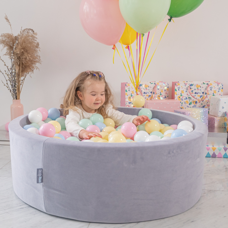 KiddyMoon Velours Piscine à Balles 7Cm pour Bébé Rond Fabriqué en EU, Gris De Montagnes:  Beige Pastel/ Gris/ Blanc