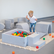 KiddyMoon Aire De Jeux en Mousse avec Carré Piscine À Balles pour Enfants, Gris Clair:  Jaune/ Vert/ Bleu/ Rouge/ Orange