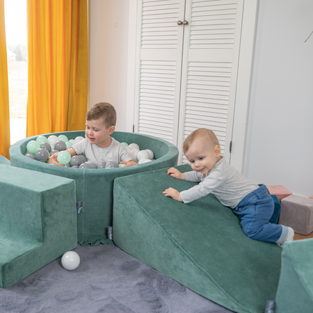 KiddyMoon Aire Velvet De Jeux en Mousse avec Rond Piscine à Balles pour Enfants, beige sableux: blanc/gris/menthe, Piscine (100 Balles)+ Pente