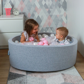 KiddyMoon Piscine à Balles ∅ 7Cm pour Bébé Rond Fabriqué En UE, gris clair:rose poudre/perle/transparent, 90x30cm/200 balles