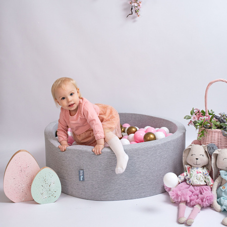 KiddyMoon Balles Colorées Plastique ∅7cm pour Piscine Enfant Bébé Fabriqué en EU, rose poudré/perle/or, 200 Balles/7cm