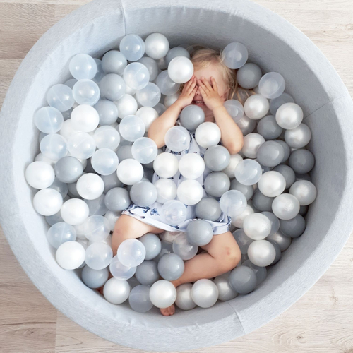KiddyMoon Piscine à Balles ∅ 7Cm pour Bébé Quart Angulaire Fabriqué En UE, gris clair:blanc/gris, 90x30cm/300 Balles