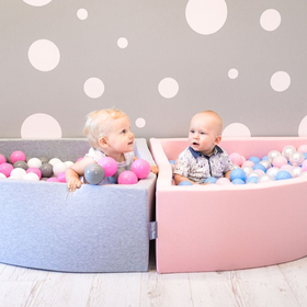 KiddyMoon Piscine à Balles ∅ 7Cm pour Bébé Quart Angulaire Fabriqué En UE, gris clair:transparent/gris/blanc/rosa/menthe, 90x30cm/300 balles