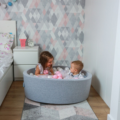 KiddyMoon Balles Colorées Plastique ∅7cm pour Piscine Enfant Bébé Fabriqué en EU, perle/gris/transparent/rose poudré, 50 Balles/7cm