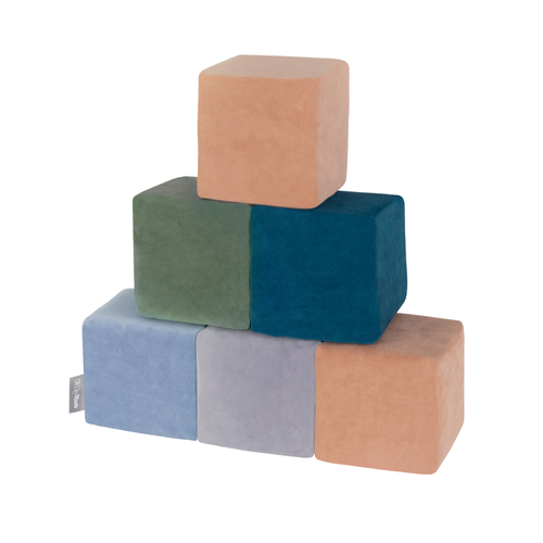 KiddyMoon blocs mous pour bébé cubes de construction en mousse housse velours, cubes: bleu lagune-vert forêt-rose de sables-bleu glacier-gris de montagnes, 6 Pieces