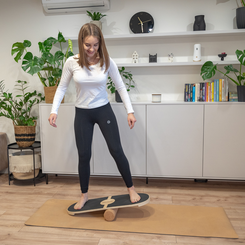 Balance Board de Bois pour Adultes et Enfants Coordination Planche D'équilibre Physiothérapie Skateboard Thérapeutique Sport Fitness Crossfit Yoga - Disponibles avec Tapis ou sans Tapis, naturel, 80x30cm